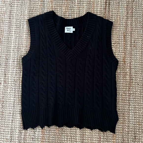Princess Polly Sweater Vest - Picture 1 of 2